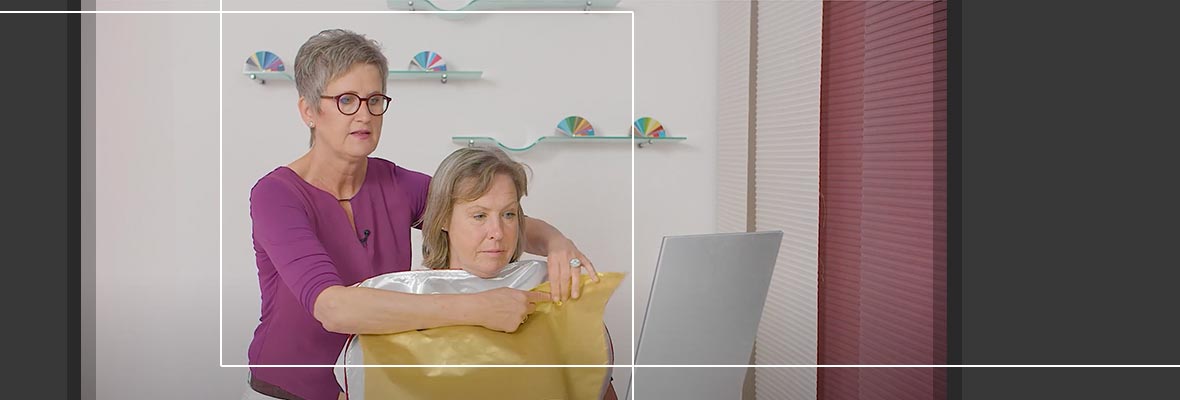 Aus- und Weiterbildung: Professionelle Farbberatung – ohne Tücher geht es nicht!